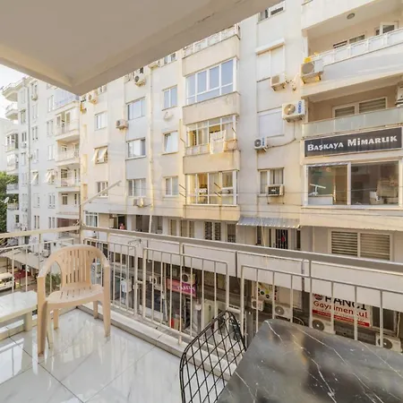 Lovely Near In Muratpasa, Apartament Antalya